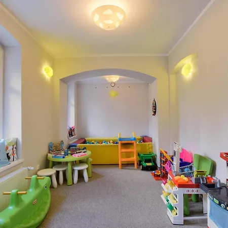 Na Cichej 3* شكلارسكا بوريبا